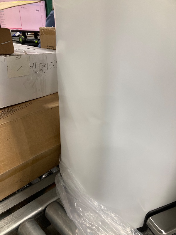 Photo 1 of **COUPLE SMALL DENTS ON SIDES-SEE PICS**EKO Madison Matte White 50 Liter/13.2 Gallon Step Trash Can with Inner Liner - Fingerprint Resistant Finish