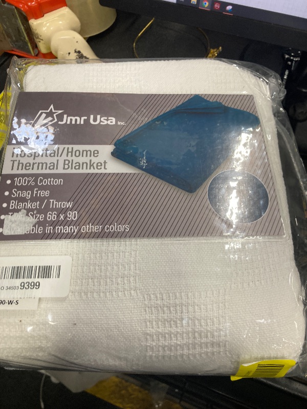 Photo 1 of 100% Cotton Blanket Twin Size 66x90 - Lightweight Breathable Waffle Weave Thermal Throw for Bed, Sofa & Couch - Soft Cozy, Durable Summer Bedding, All Season Comfort for Home, Travel & Camping, White