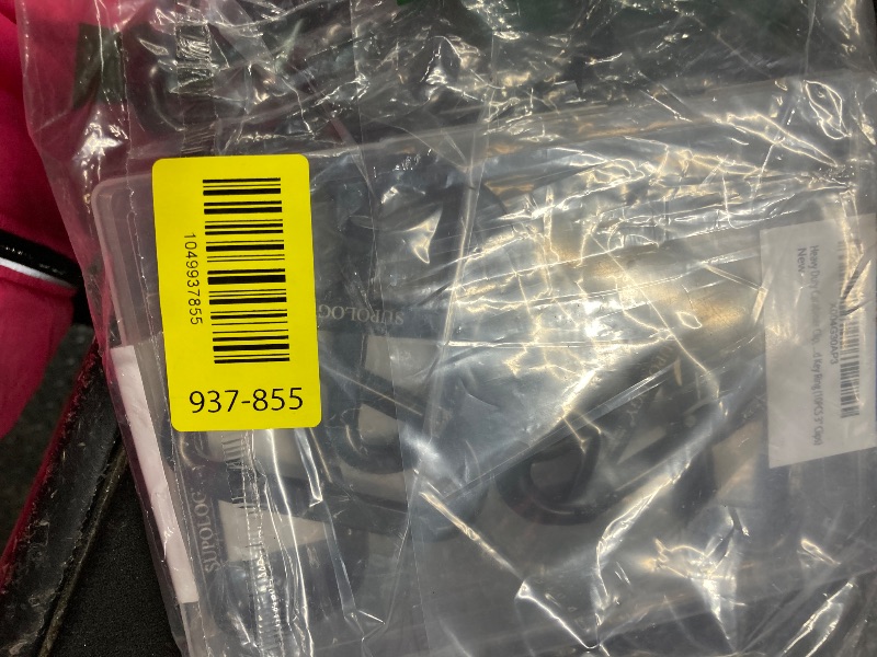 Photo 1 of ** ONLY 8 **
Heavy Duty Carabiner Clip, Steel Carabiners 1100lbs 3" D Shaped Spring Hook Small Clips for Hammocks, Hiking, Keychains, Outdoors and Gym, Dog Leash and Key Ring (8 PCS 3'' Clips)