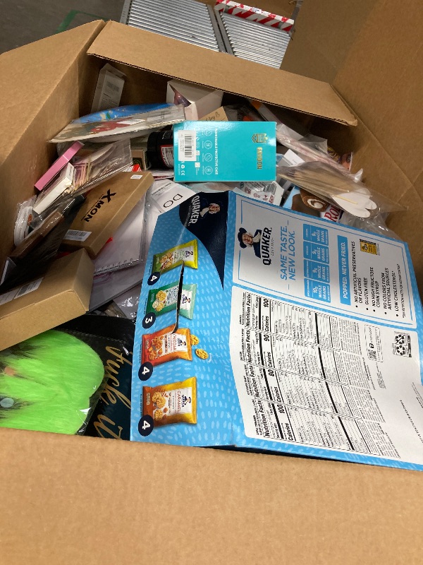 Photo 1 of 
Nellis Variety Box: Medium | See Notes for Details


