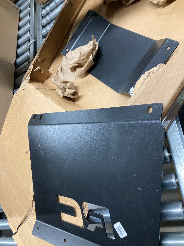 Photo 1 of ***MISSING PARTS -SELLING AS IS INCOMPLETE*** Rough Country 6" Suspension Lift Kit for 2016-2023 Toyota Tacoma 2WD/4WD - 75820