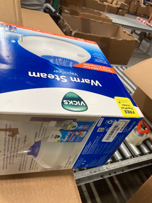 Photo 1 of **used***Vicks Warm Steam Vaporizer & Humidifier 1.5 Gallon Tank for Small and Medium Rooms, Night Light, Works with VapoPads and VapoSteam