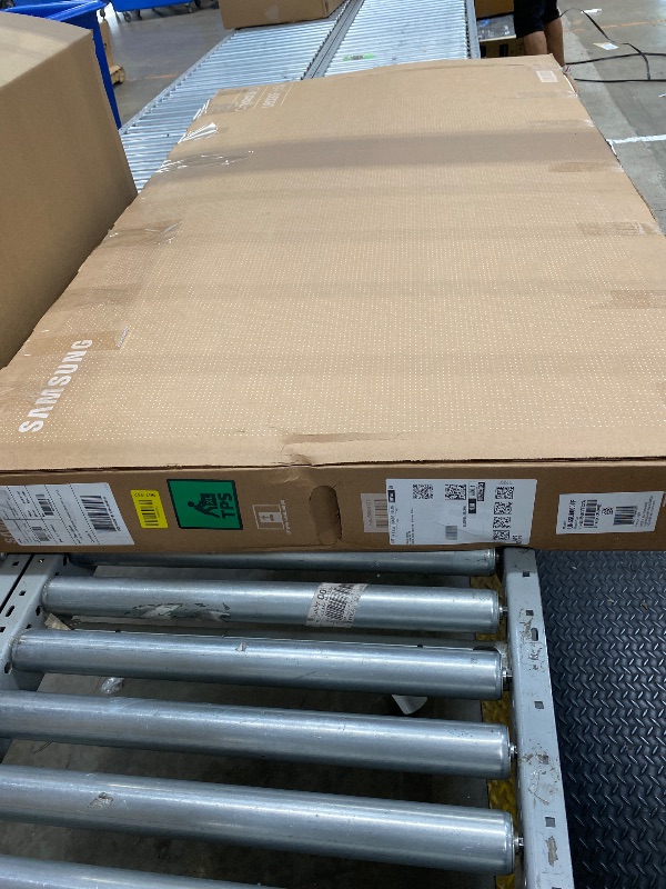 Photo 1 of ***BROKEN, NO REFUNDS, NO RETURN***Samsung 65-Inch Class Crystal UHD U8000F 4K Smart TV (2025 Model) Endless Free Content, Crystal Processor 4K, MetalStream Design, Knox Security, Alexa Built-in
