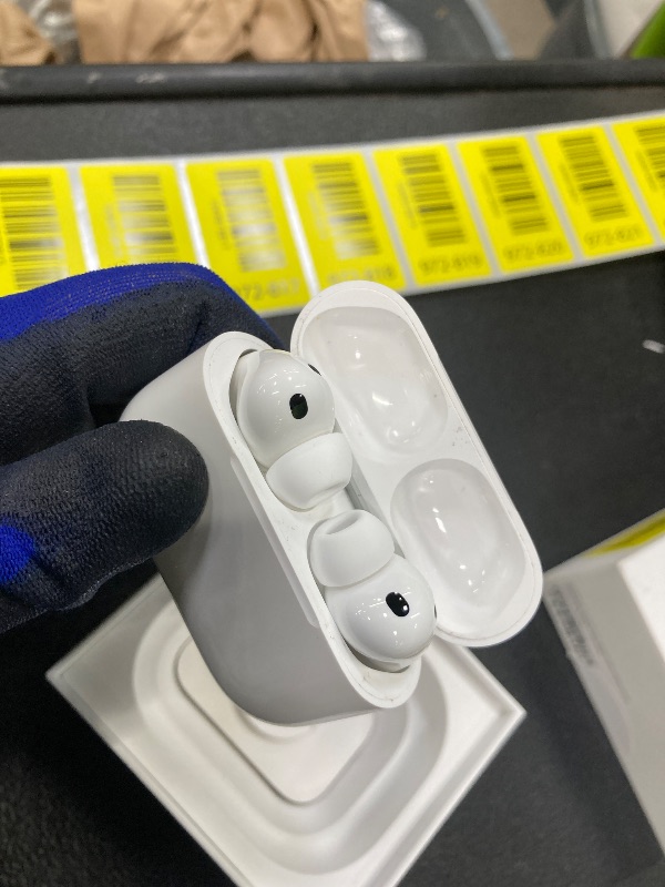 Photo 1 of **Not working properly, to use for replacements, its not permitted to return, not refund** **Apple AirPods Pro 3 Wireless Earbuds, Active Noise Cancellation, Live Translation, Heart Rate Sensing, Hearing Aid Feature, Bluetooth Headphones, Spatial Audio, H