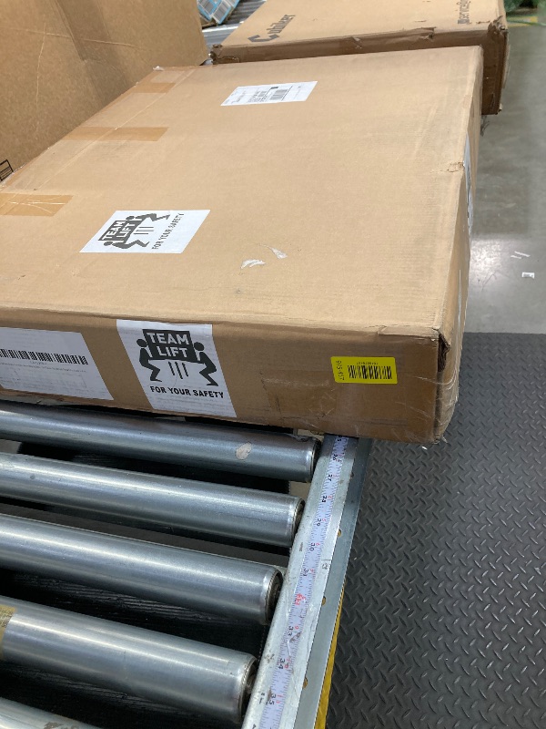 Photo 1 of ***Factory seal****

MidWest Homes for Pets 36-Inch iCrate for Medium-Large Breeds, 41-70 lbs, Single Door Folding Dog Crate with Divider Panel, Leak-Proof Tray & Secure Latches, Portable, Durable & Easy to Assemble