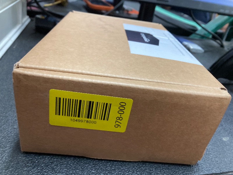 Photo 1 of ***DAMAGE -SELLING AS PARTS ONLY*** Amazon Basics Contemporary Stamford Privacy Door Lever, Easy Installation, Matte Black, 1-Pack