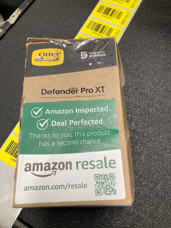 Photo 1 of **MISSING PARTS**OtterBox Galaxy Z FOLD7 Defender Series XT Case - Black, screenless, screenless, Rugged Hinge Protection, Lanyard Attachment, PowerShare and Wireless Charging Compatible