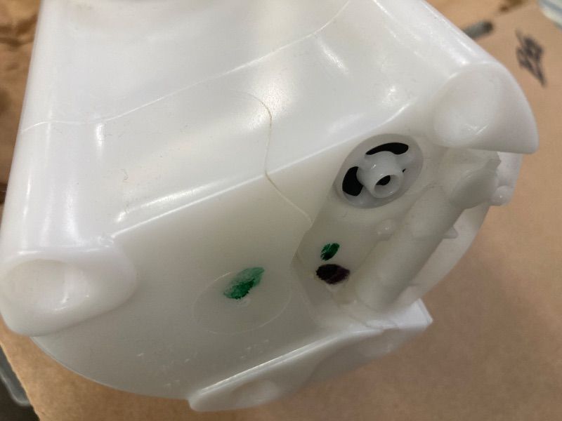 Photo 1 of **HAS CRACK**Delphi FG0072 Fuel Pump Module