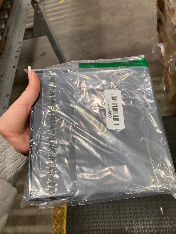 Photo 1 of ***NEEDS WASHING***Hallmark Medium Gift Box with Lid and Shredded Paper Fill (Black 7 inch Box) for Weddings, Graduations, Birthdays, Father's Day, Groomsmen Gifts, All Occasion***NEEDS WASHING***