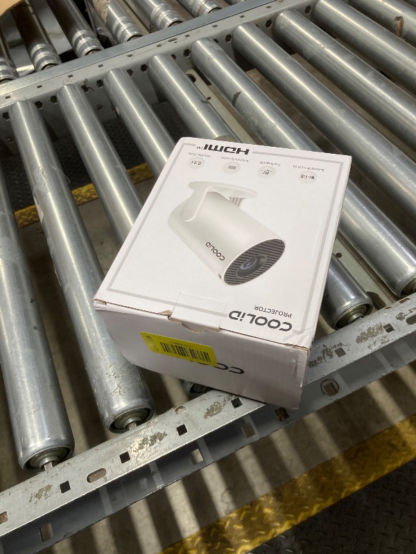 Photo 1 of [Built-in Apps & 2026 Upgraded] Mini Projector Support 4K 1080P Auto Keystone 180° Rotatable with WiFi 6 and Bluetooth 5.4, Projector Portable Compatibile with HDMI/TV Stick/Memory Stick/Laptop-Black