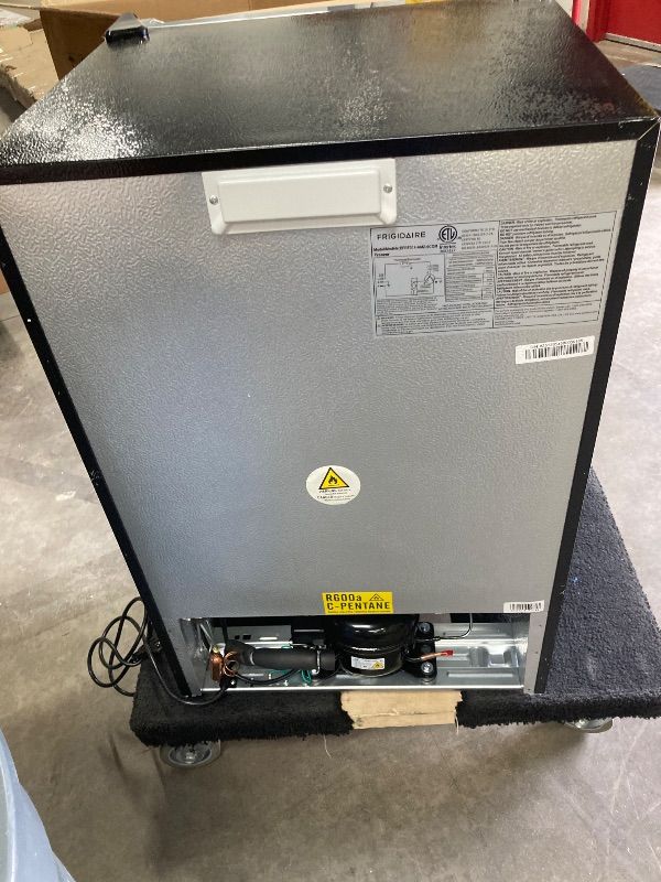 Photo 1 of ***DAMAGE -SLIGHT DENT ON SIDE -SELLING AS IS *** 7.0 Cu.ft Chest Freezer, Top Open Door Deep Freezer with 7 Adjustable Thermostat (-18°F to 50°F), Compact Freezer with Removable Basket for Home/Garage/Office, White