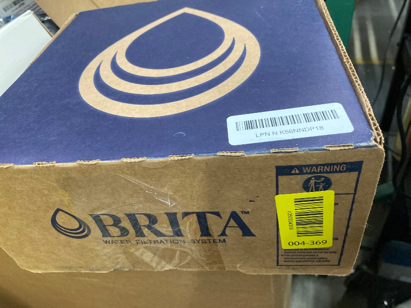 Photo 1 of **PARTS ONLY/CRACKED PITCHER**Brita Small 6 Cup Water Filter Pitcher, 1 BritaPlus Filter, Metro, Black (Package May Vary)