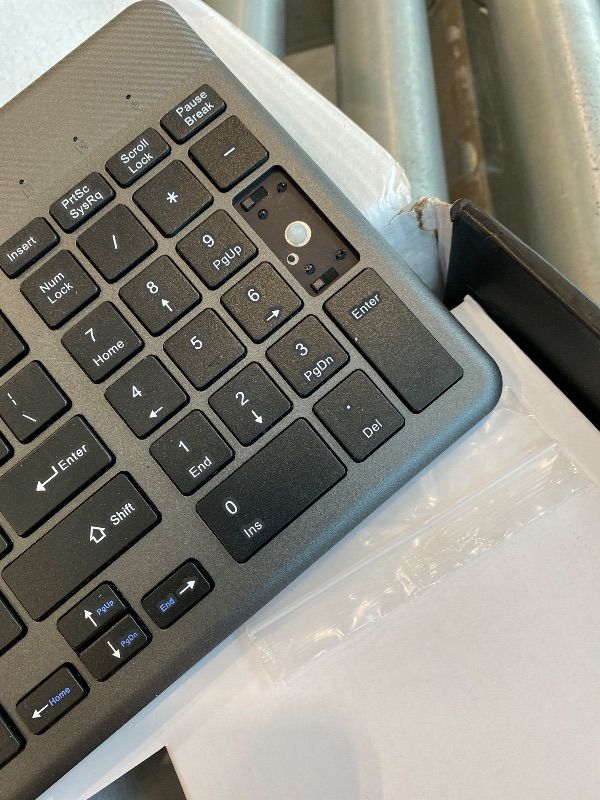 Photo 1 of *Minor Damaged*
Wireless Keyboard and Mouse, Ergonomic Keyboard Mouse with Phone Holder, 2.4GHz Cordless Keyboard Mouse for Mac, Windows, PC, Laptop ?Black?