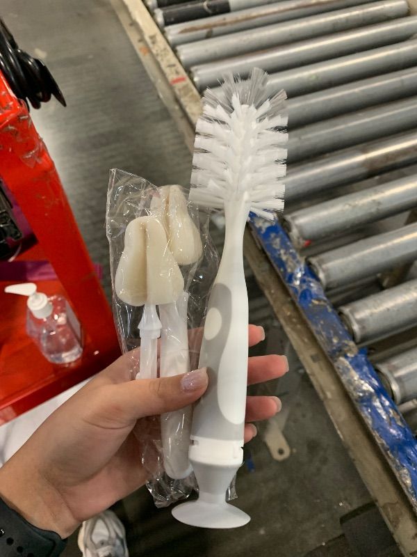 Photo 1 of ***MISSING PARTS**** CAREBABYMORE Baby Bottle Brush Set with Nipple Cleaner and Suction, 10.2" Cleaning Brush and 6.5" Sponge Bottle Brush with A Replacement Brush Head and Two 6.7" Straw Brushes, (Gray)