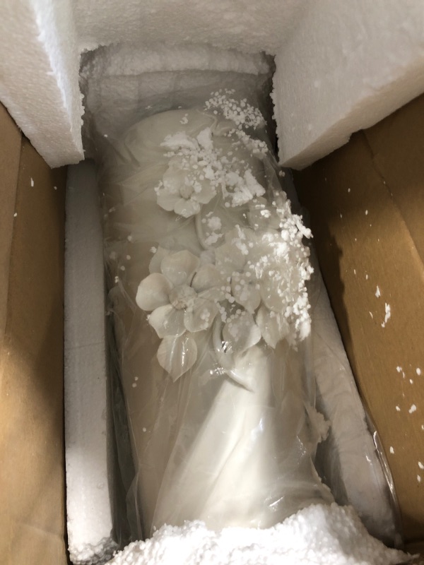 Photo 1 of ** ONLY ONE ** Two's Company Vases with 3-D Sculpted Flowers, Porcelain, White, 