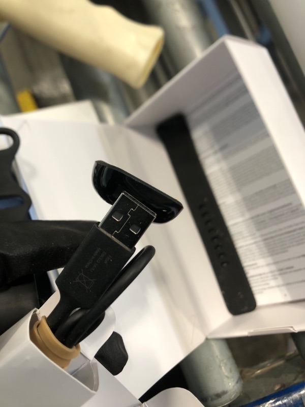 Photo 1 of ** USED/ TESTED FUNCTIONAL ** Fitbit Charge 6 Fitness Tracker with Google apps, Heart Rate on Exercise Equipment, 6-Months Premium Membership Included, GPS, Health Tools and More, Obsidian/Black, One Size (S & L Bands Included)