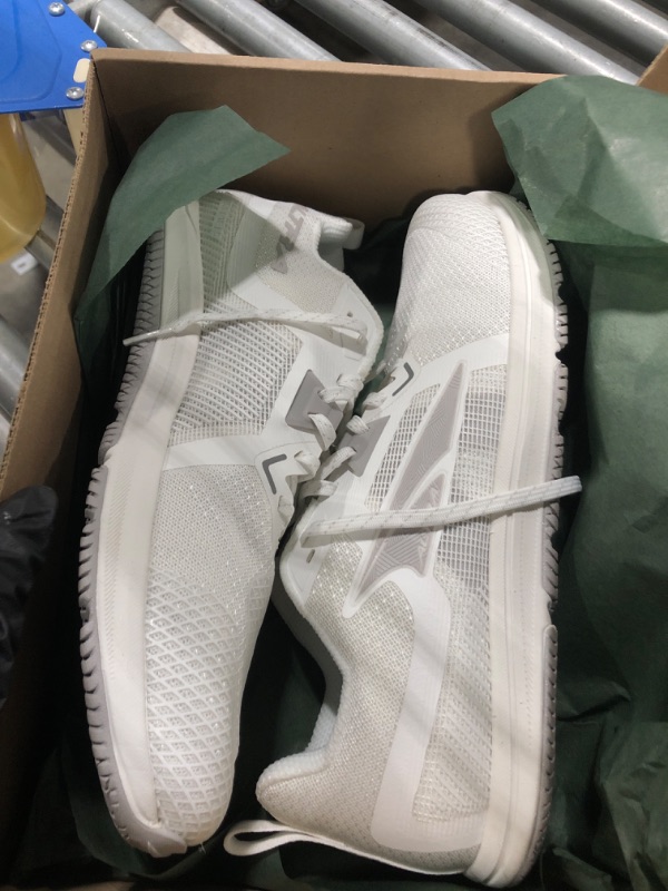 Photo 1 of ** USED** Altra Men's Solstice Xt 3 Road Running, White, 11.5 US