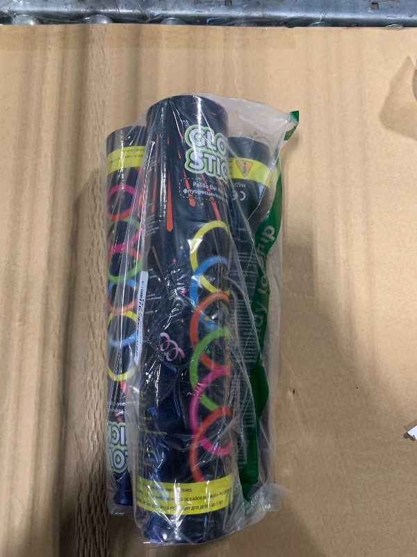 Photo 1 of ******** ONLY 300 ***** JSronms 500 Ultra Bright Glow sticks,8" Glow Sticks Bulk,Glow Sticks For Kids Bulk Party Pack,Glow in The Dark Party Supplies,Glowsticks Party Favors with Bracelets and Necklaces