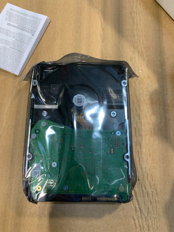 Photo 1 of ***** S/N SZGT0JJN *****  Western Digital 26TB WD Red Pro NAS Internal Hard Drive HDD - 7200 RPM, SATA 6 Gb/s, CMR, 512 MB Cache, 3.5" - WD260KFGX