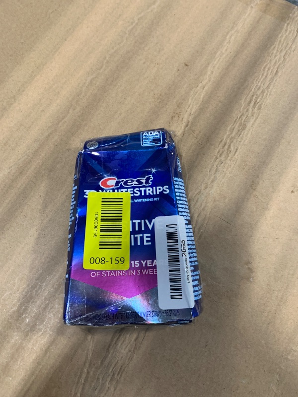 Photo 1 of **** ONLY 10 **** Crest 3D Whitestrips Sensitive At-Home Teeth Whitening Kit, 18 Treatments, Gently Removes 15 Years of Stains, Crest Whitestrips, Teeth Whitening Kit
