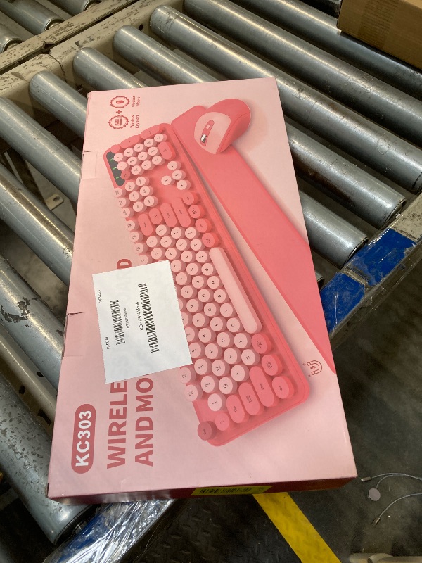 Photo 1 of *** ONLY THE KEYBOARD AND WRIST REST *** Wireless Keyboard and Mouse Combo, Blush Pink for Aesthetic Desk, Magnetic Wrist Rest, Full-Size Retro Typewriter Keyboard with Round Keycaps, Sleep Mode, 2.4GHz Cordless for Mac/Windows/PC, Trueque