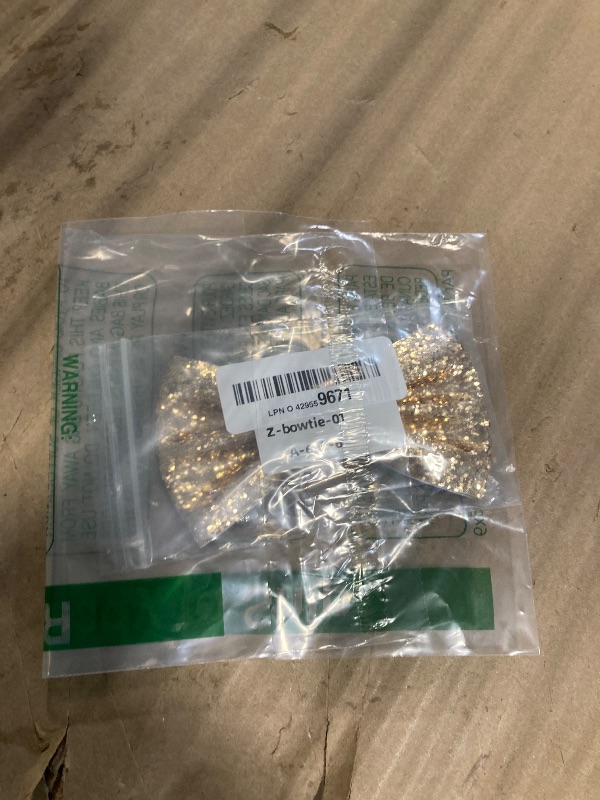 Photo 1 of ***only the bow tie*** GHTIYLP Sparkle Mens Bow Tie Set, Pre-tied Rhinestone Bow Tie and Prefolded Pocket Square Prom Wedding Party (Gold)