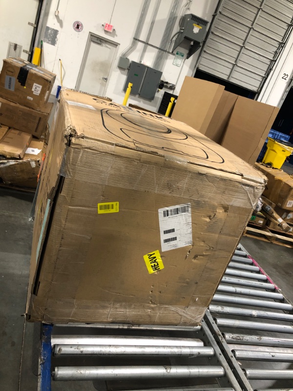 Photo 1 of ** DIRTY **
CATLINK Self-Cleaning Litter Box for Multiple Cats – Large Capacity, Double Odor Control, Supports Pets 3.5–22 lbs (Young Version)