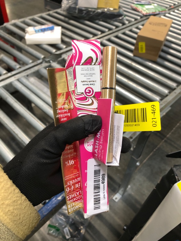 Photo 1 of ** FACTORY SEALED **Grande Cosmetics GrandeLASH-MD Lash Enhancing Serum - Peptide & Vitamin Infused Formula for Longer, Thicker, Fuller Looking Lashes - Ophthalmologist Tested, Cruelty-Free, 3 Month Supply (2mL)