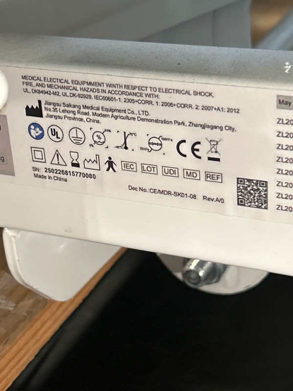 Photo 1 of ****SIMILAR IEM ,MISSING PATS*****VEVOR Premium 5 Function Full Electric Hospital Bed, ICU Electric Medical Bed with Trendelenburg & Reverse Trendelenburg, 5-Inch Locking Casters, IV Pole for Home Hospital Use, 550LBS Loading