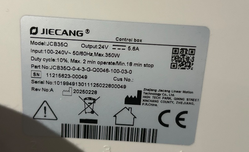 Photo 1 of ****SIMILAR IEM ,MISSING PATS*****VEVOR Premium 5 Function Full Electric Hospital Bed, ICU Electric Medical Bed with Trendelenburg & Reverse Trendelenburg, 5-Inch Locking Casters, IV Pole for Home Hospital Use, 550LBS Loading