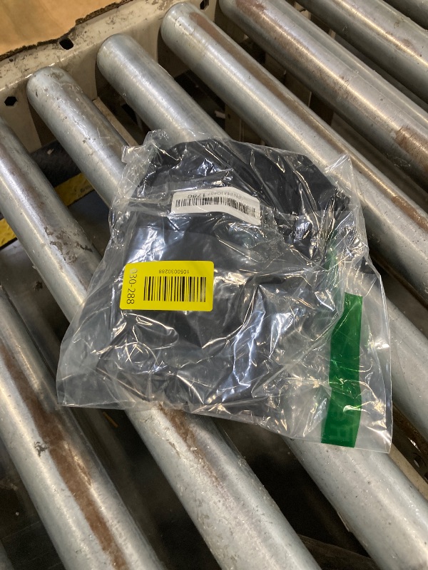 Photo 1 of *USED*
ZAFUL Women's Front Knot Bikini Tops Crop Tankini Top Scoop Neck Padded Bathing Suit Tops C-Black M