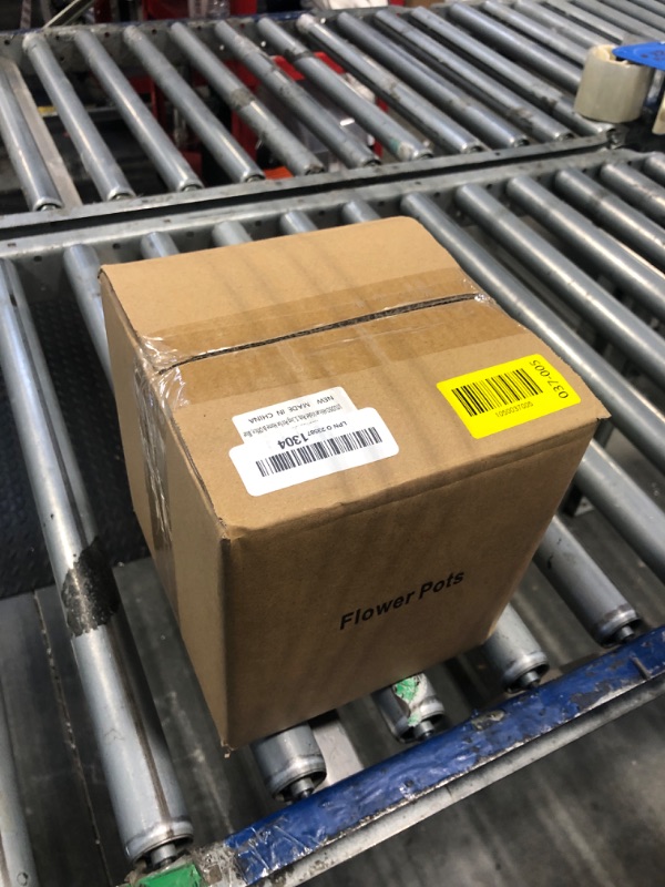 Photo 1 of *Damaged/chipped* LITUDISO African Violet Pots, Self-Watering Ceramic Planter for Indoor Plants – 6 Inch Pot for Succulents, Herbs & Small Houseplants, Decorative Self-Watering Pot for Home & Office, Blue