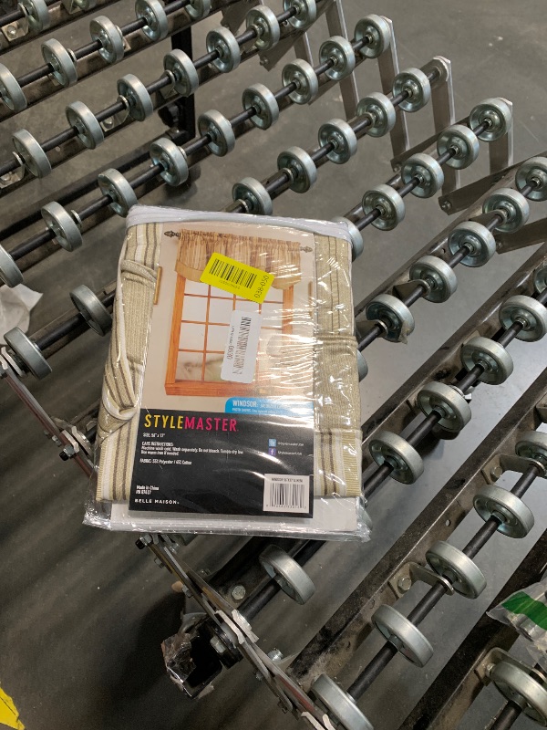 Photo 1 of ** NEW ITEM **Stylemaster Windsor Scalloped Layered Valance - Linen Color