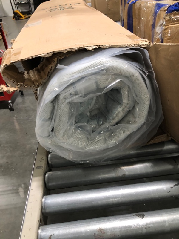 Photo 1 of ****FACTORY SEALED***ZINUS 12 Inch Comfort Support Hybrid Mattress [New Version], Queen, Fiberglass Free, Medium Plush, Motion Isolation, Certified Safe Foams & Fabric, Mattress in A Box