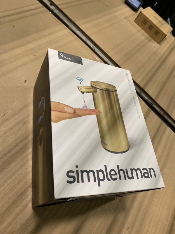 Photo 1 of *Missing Parts*
simplehuman 9 oz. Touch-Free Automatic Rechargeable Sensor Pump, Brass Stainless Steel, New