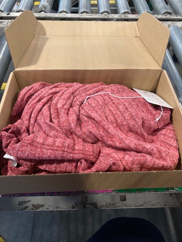 Photo 1 of **MISSING 2** Huukeay 3 Pack Women's Long Sleeve Sweaters, Lightweight Crew Neck Shirts Regular Fit Tunic Tops Casual Solid Color Pullover(Large,Black, Red, Apricot)