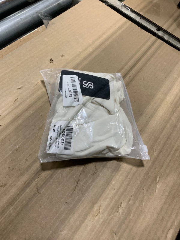 Photo 1 of *** ITEM CORRECT*** SUUKSESS Women Short Sleeve Bodysuit Crew Neck Thong Body Suit Shirts Basic Tops (White, M)