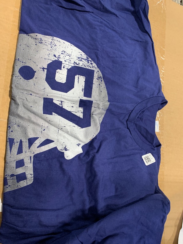 Photo 1 of  T shirt 2XL 