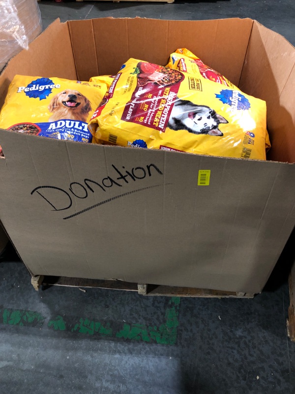 Photo 1 of ***AS IF/ FINAL SALE/ NO RETURNS*** mixed pallet of cat and dog food