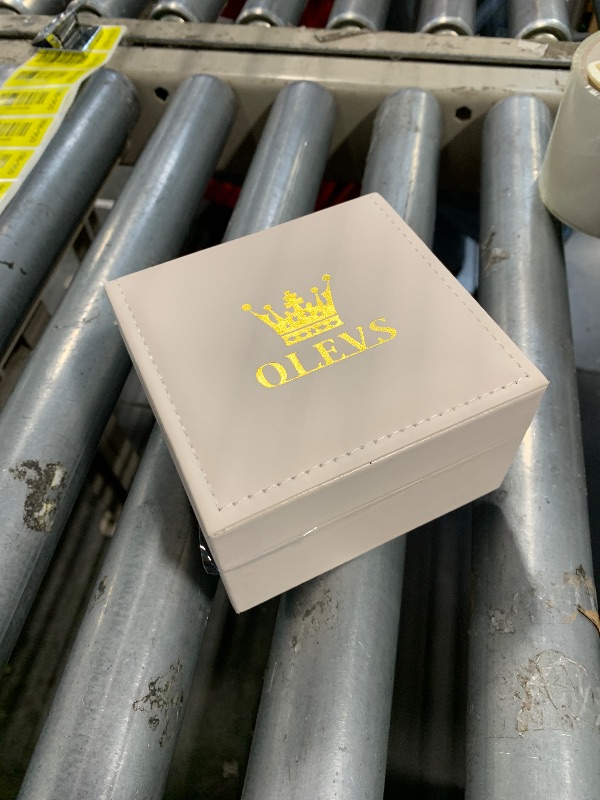 Photo 1 of ****MISSING BRACELET***** OLEVS Watch for Women Automatic Self Winding Mechanical Ladies Wrist Watch Big face Two Tone Stainless Steel Ceramic Bracelet Heart Diamond Fashion Luxury Ceramic Band Luminous Waterproof