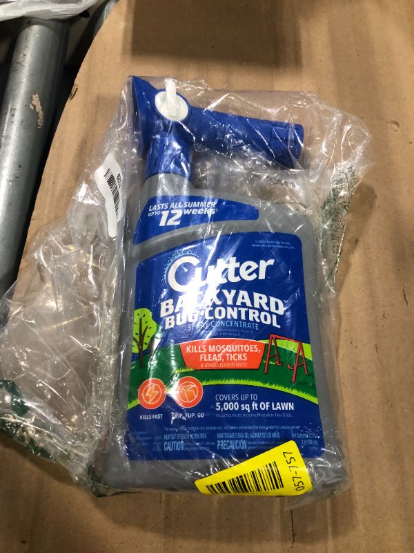 Photo 1 of *** ONLY ONE IN THE BAG *** Cutter Backyard Bug Control Spray Concentrate (2 Pack), Kills Mosquitoes, Fleas & Listed Ants, 32 fl Ounce