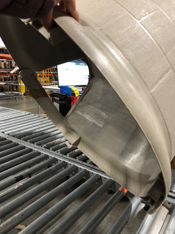 Photo 1 of ****** just the top******************Petmate Indigo Large Plastic Dog House Black/Taupe 34 in. H X 43.75 in. W X 25.8 in. D
only 1 pcs 