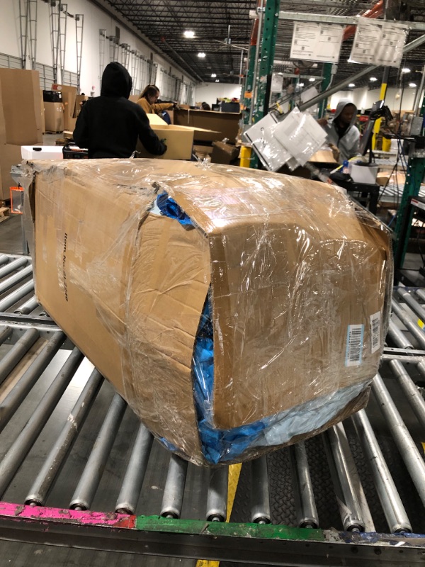 Photo 1 of *****TURNS ON PERFECTLY****** WELLFUNTIME Inflatable Jumping Castle with Large Climbing Wall, 267 x 138 x 118 Inch Bounce House with Air Blower, Dual Target and Basketball Rock