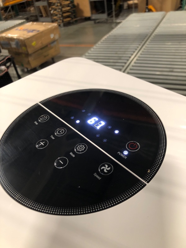 Photo 1 of ******IT TURNS ON AND COOLS PERFECTLY.******** zstar fd 10k portable air conditioner white