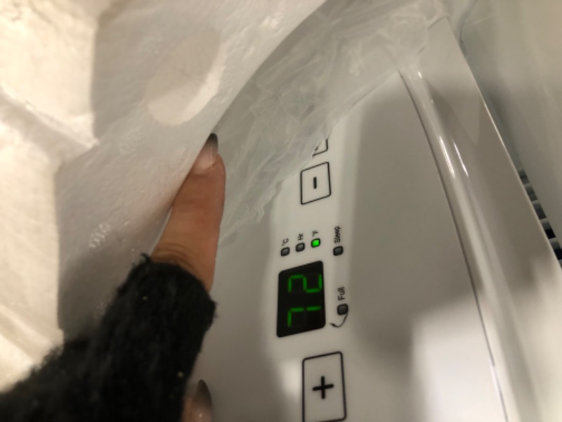 Photo 1 of ********* IT TURNS ON AND COOLS PERFECTLY ******** air choice portable air conditioner NPH10H/X1E