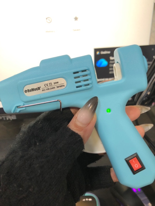 Photo 1 of ******IT TURNS ON PERFECTLY/ HEATS UP QUICKLY****** ROMECH 20W Mini Hot Glue Gun with 30 Glue Sticks Set, Fast Preheating Hot Glue Gun Kit Heavy Duty Gluegun for Craft, DIY, Repairs (Cyan)