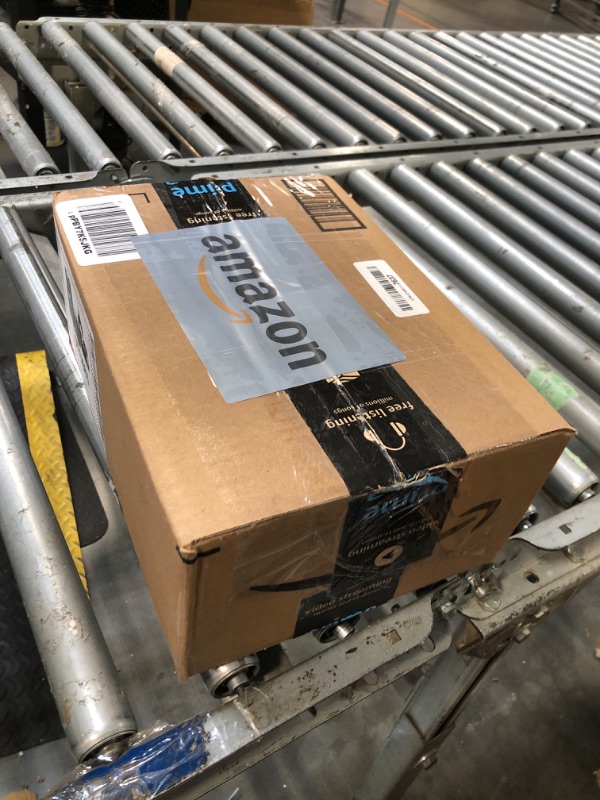 Photo 1 of ***MISSING PIECES*** KEYWING 12 Pack Overnight Oats Containers With Lids, 16 oz Wide Mouth Mason Jars with Airtight Lids, Meal Prep Containers Food Storage Glass Jars in Bulk for Snack Yogurt Salad Spice Cereal