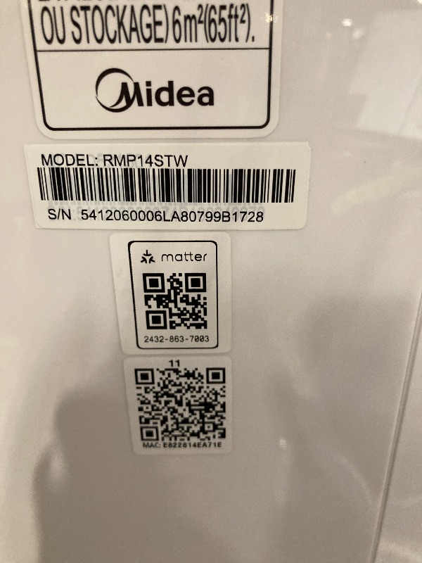 Photo 1 of ****It turns on perfectly.***** doesn't have control**** Midea Duo 14,000 BTU(12,000 BTU SACC) High Efficiency Inverter, Quiet Portable Air Conditioner, Cools up to 550 Sq.Ft., Works with Alexa/Google Assistant, Includes Remote Control&Window Kit (Renewed