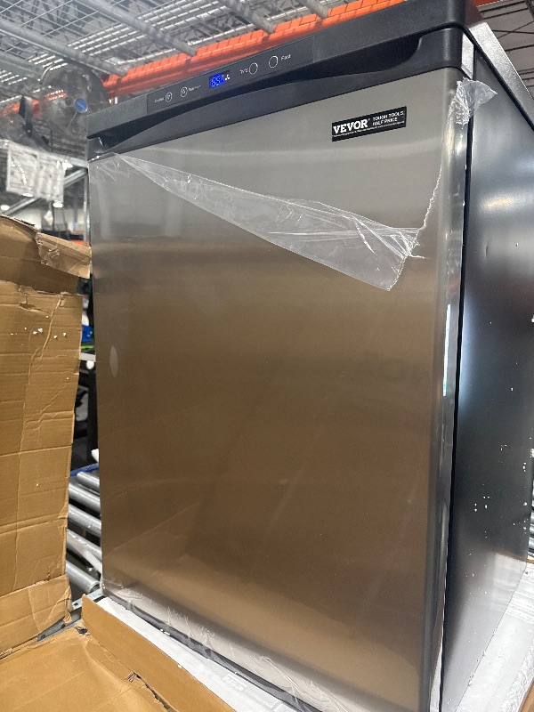 Photo 1 of ******It turns on perfectly.******** VEVOR Beer Kegerator, Dual Tap Draft Beer Dispenser, Full Size Keg Refrigerator With Shelf, CO2 Tank(No Gas), Drip Tray & Rail, 23°F- 82.4°F Temperature Control, 162L, Silver