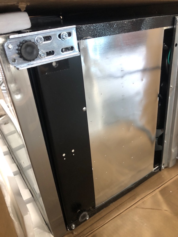 Photo 1 of ****** *********TURNS ON PERFECTLY******* KISSAIR 3.2 Cu.ft Beverage Refrigerator Cooler